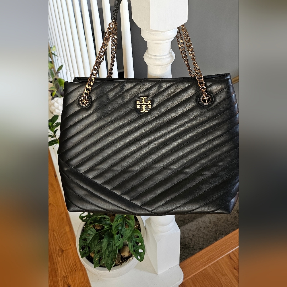 Tory Burch purse (medium)